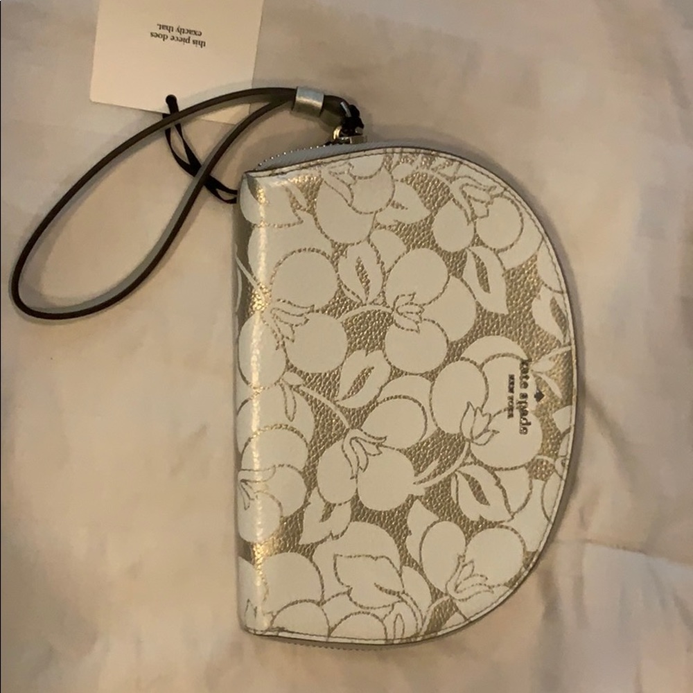 COPY - Wristlet